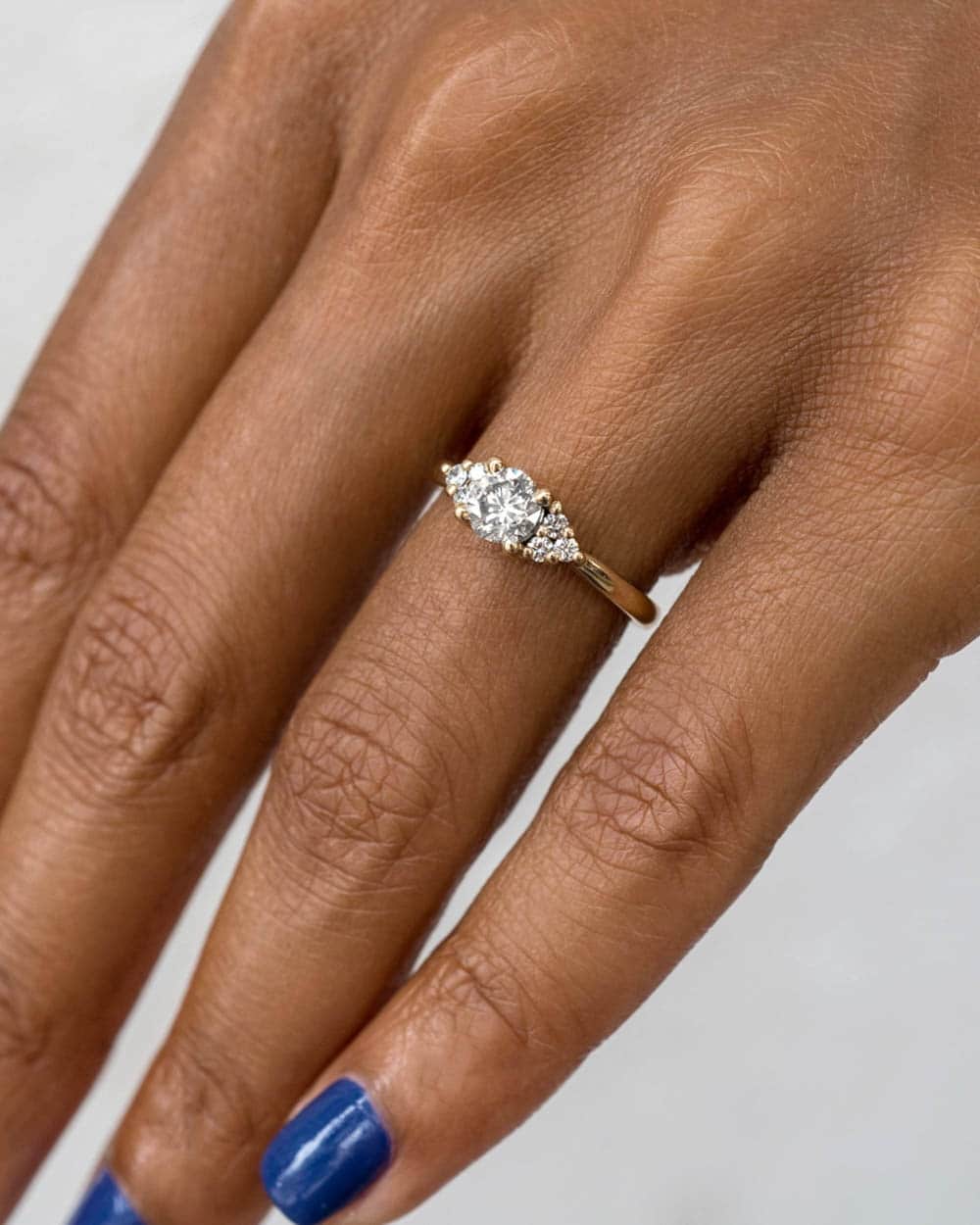 2018_10_4_on_figure_avens_symmetrical_diamond_ring_web_2_1_1.jpg