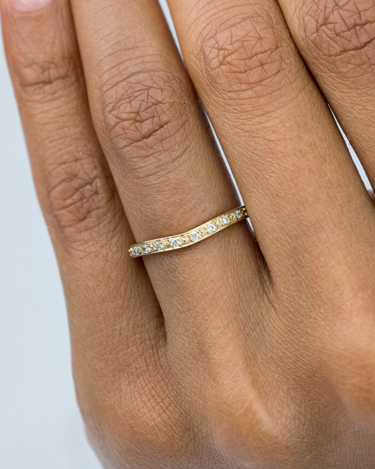 Luma Curved Diamond Band on figure