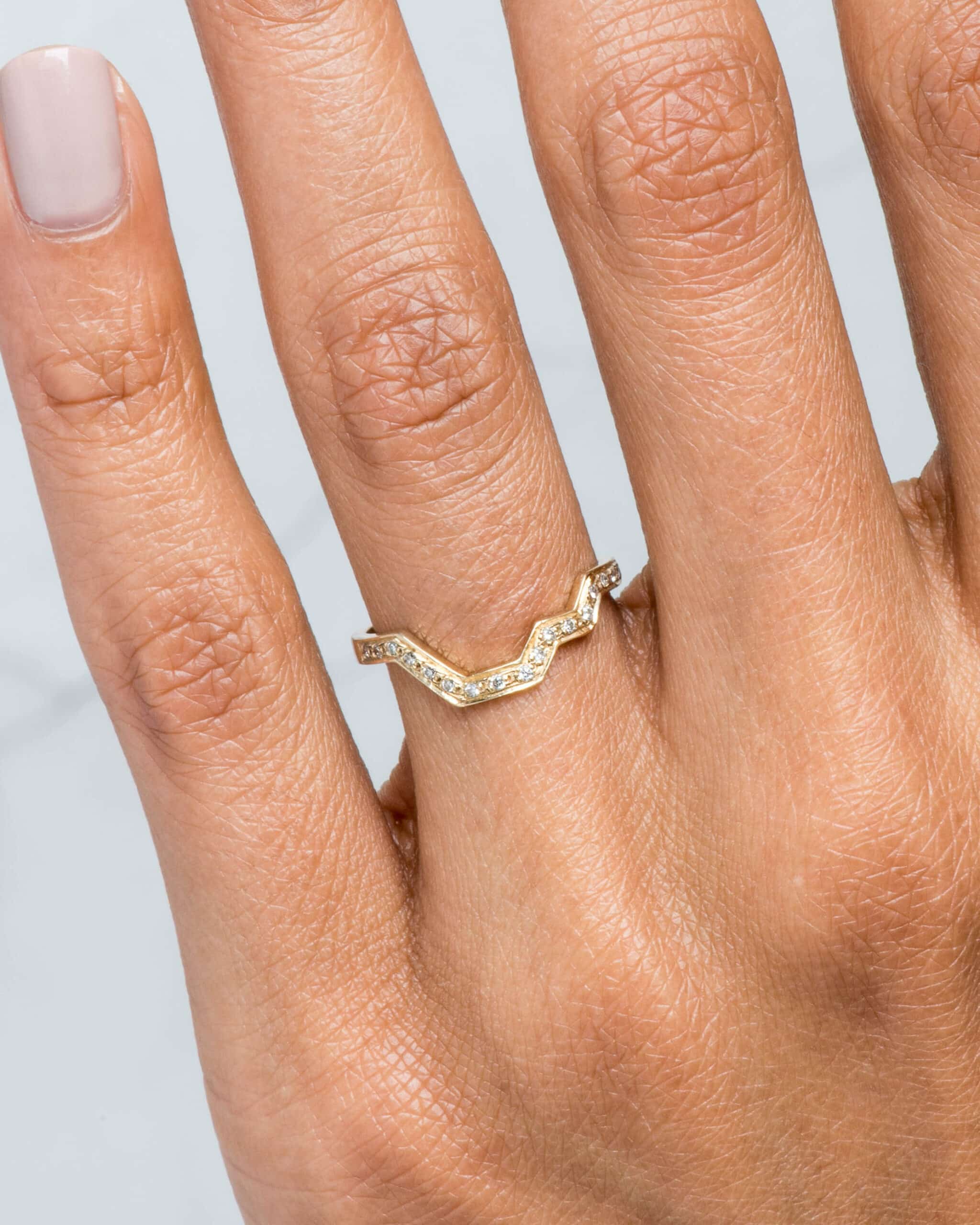 _DSC7676_Linea_Diamond_Band_WEB 2