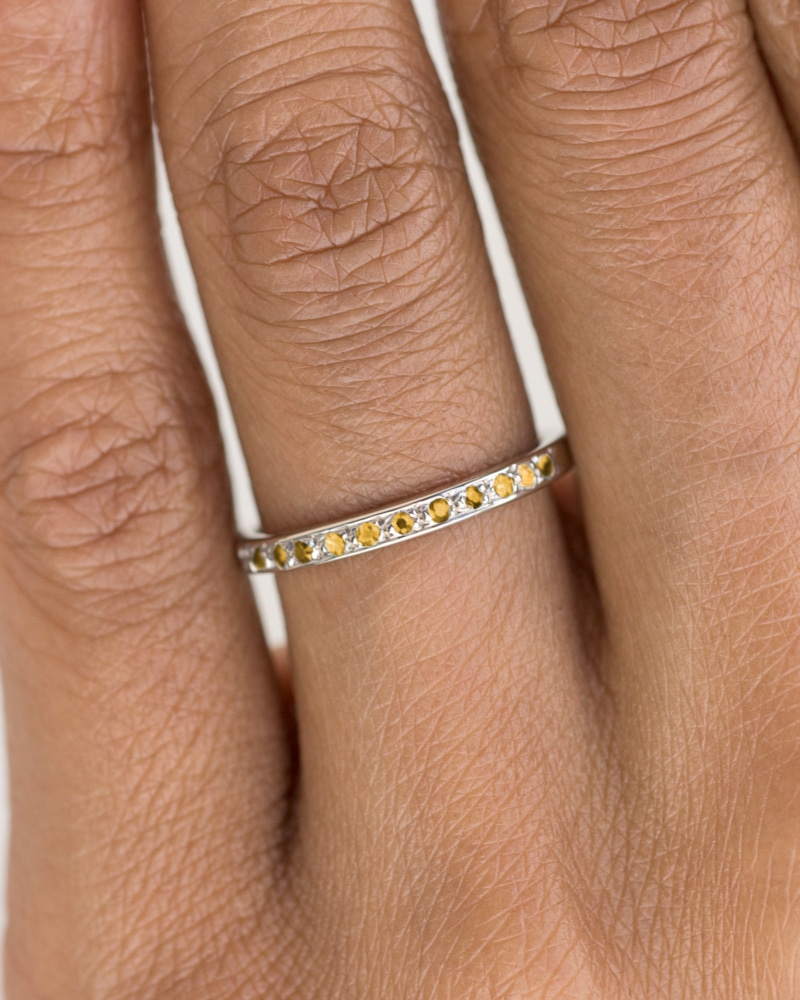 VIBRANT_ON FIG_LUMA_APRICOT_SAPPHIRE_BAND