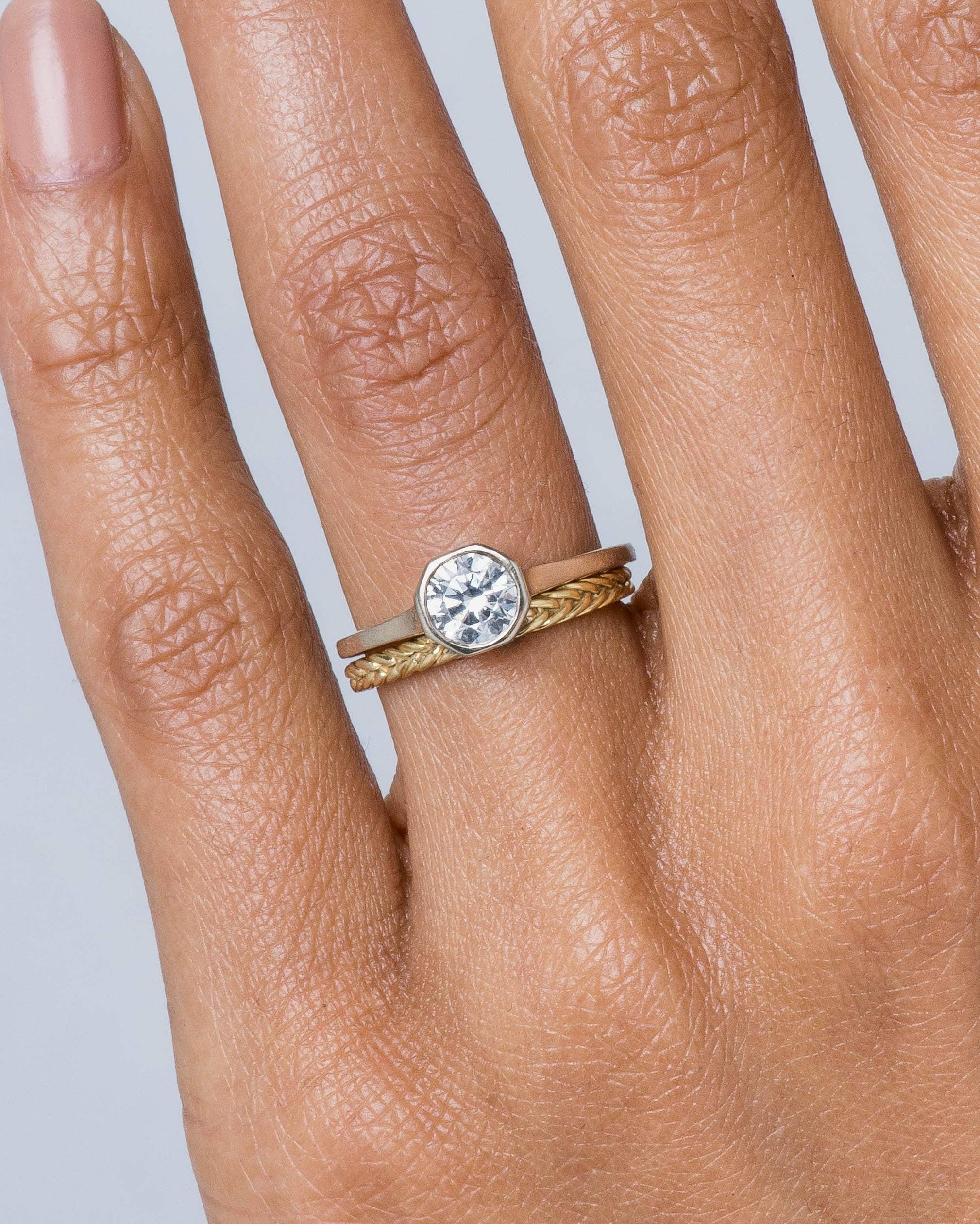 Allium Octad Diamond Ring with Notch and Fishtail Band on figure