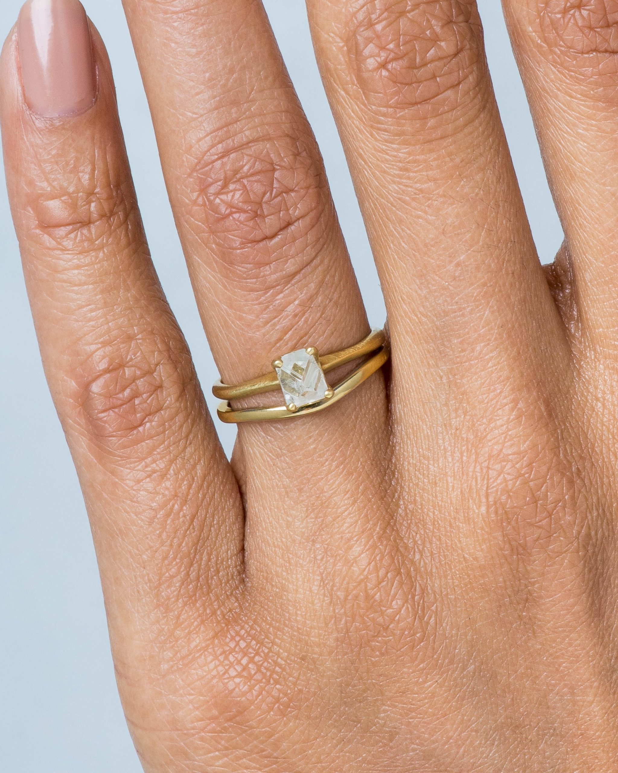 dsc1675_avens_raw_diamond_ring___milla_curved_band-add_colorway_web_2_2_1.jpg