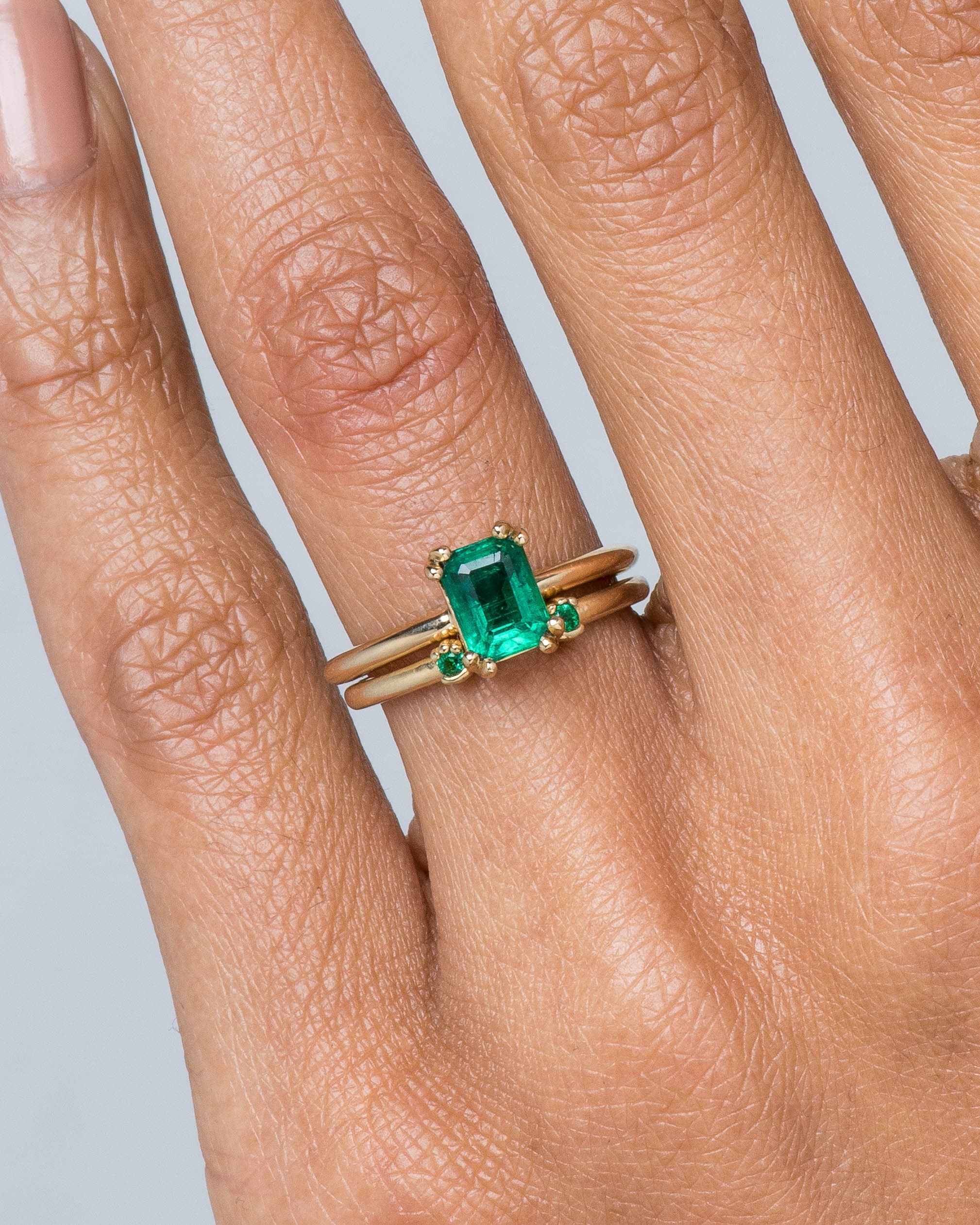 dsc2109_ray_emerald_ring___open_lash_mini_emerald_ring_web_2_1_1.jpg