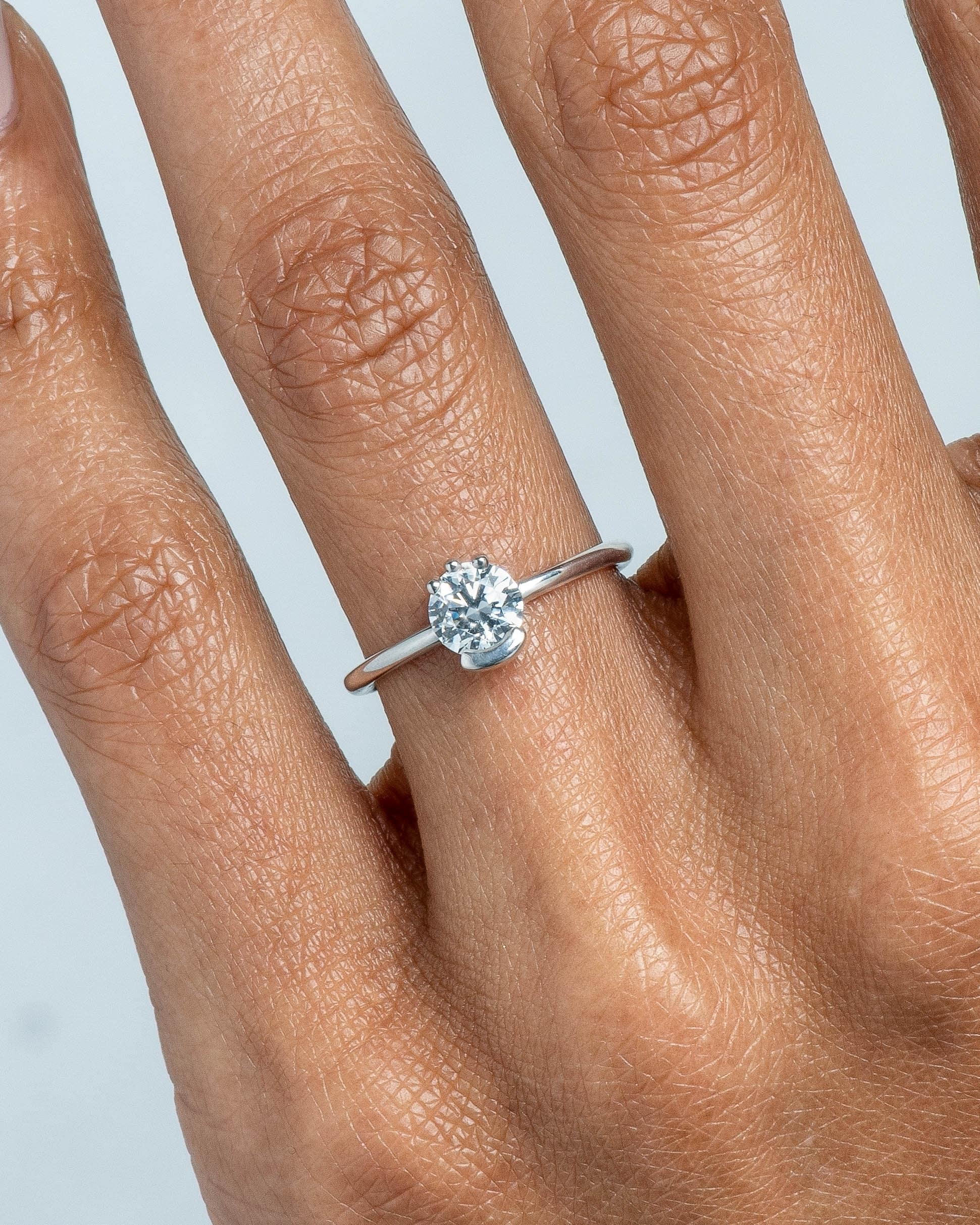 Lash Diamond Ring on figure