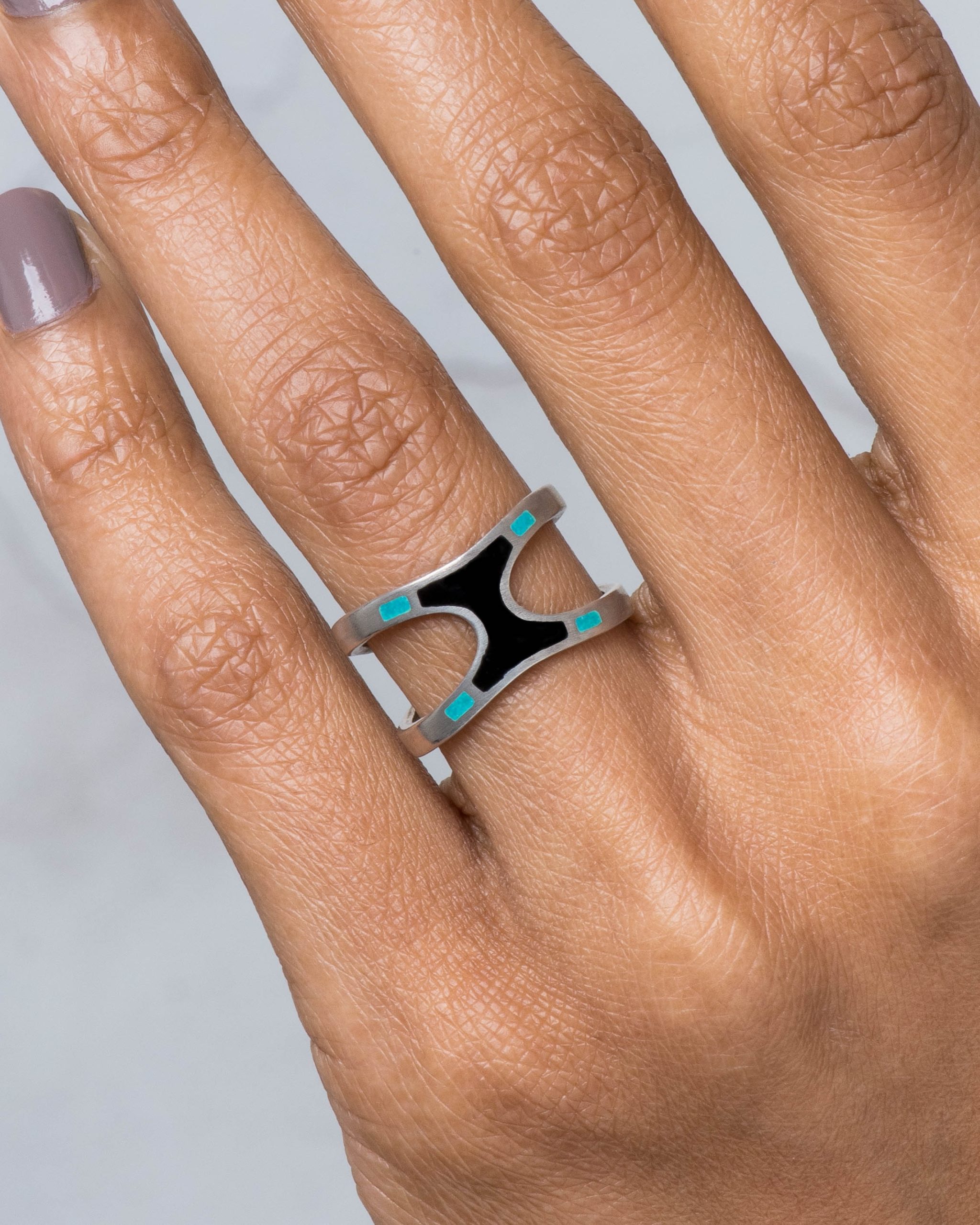 dsc8720_umbra_ring_with_black_and_teal_enamel_web_2.jpg