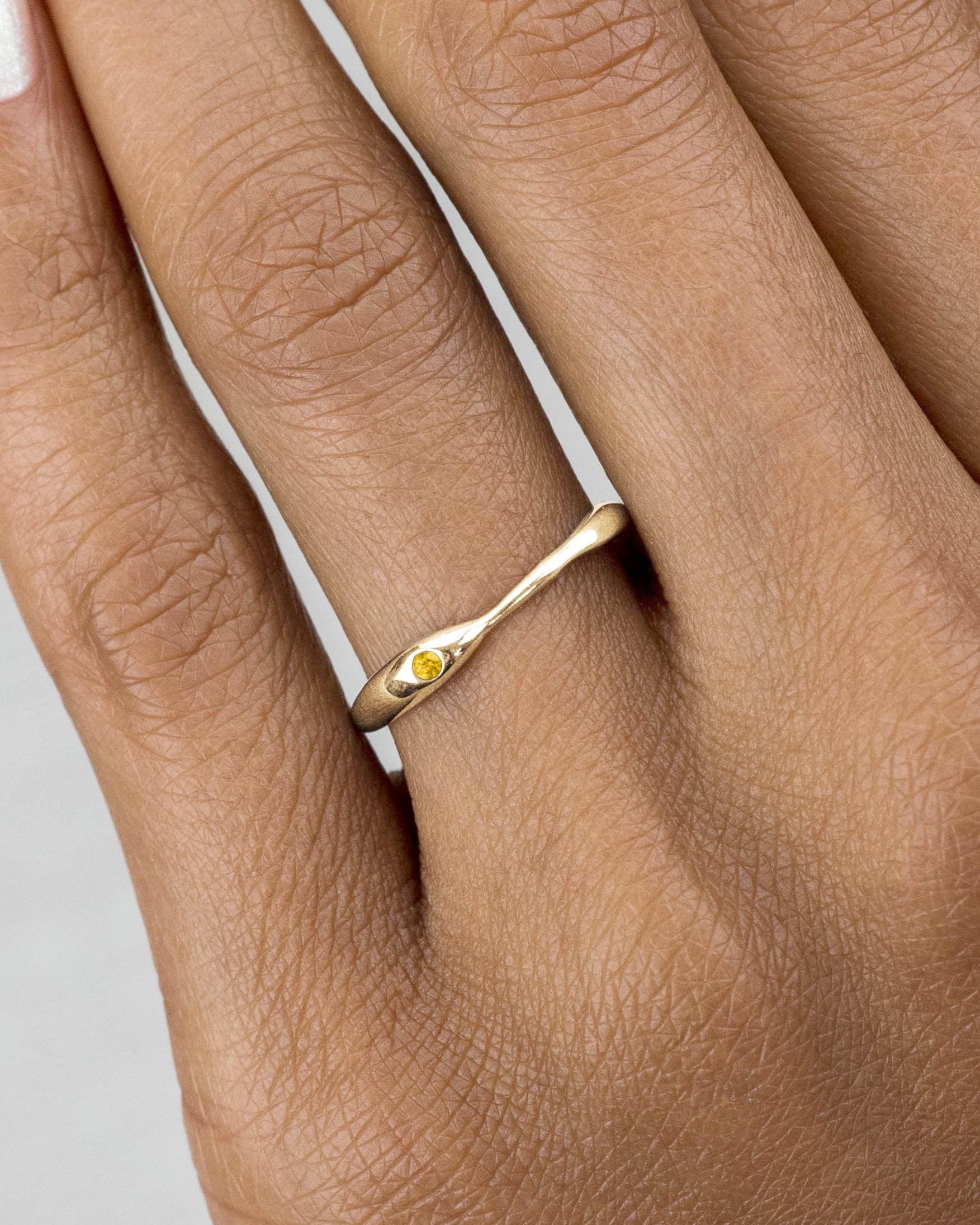 vibrant_on_fig_reticulated_one_yellow_sapphire_band_1_alt_web_2.jpg