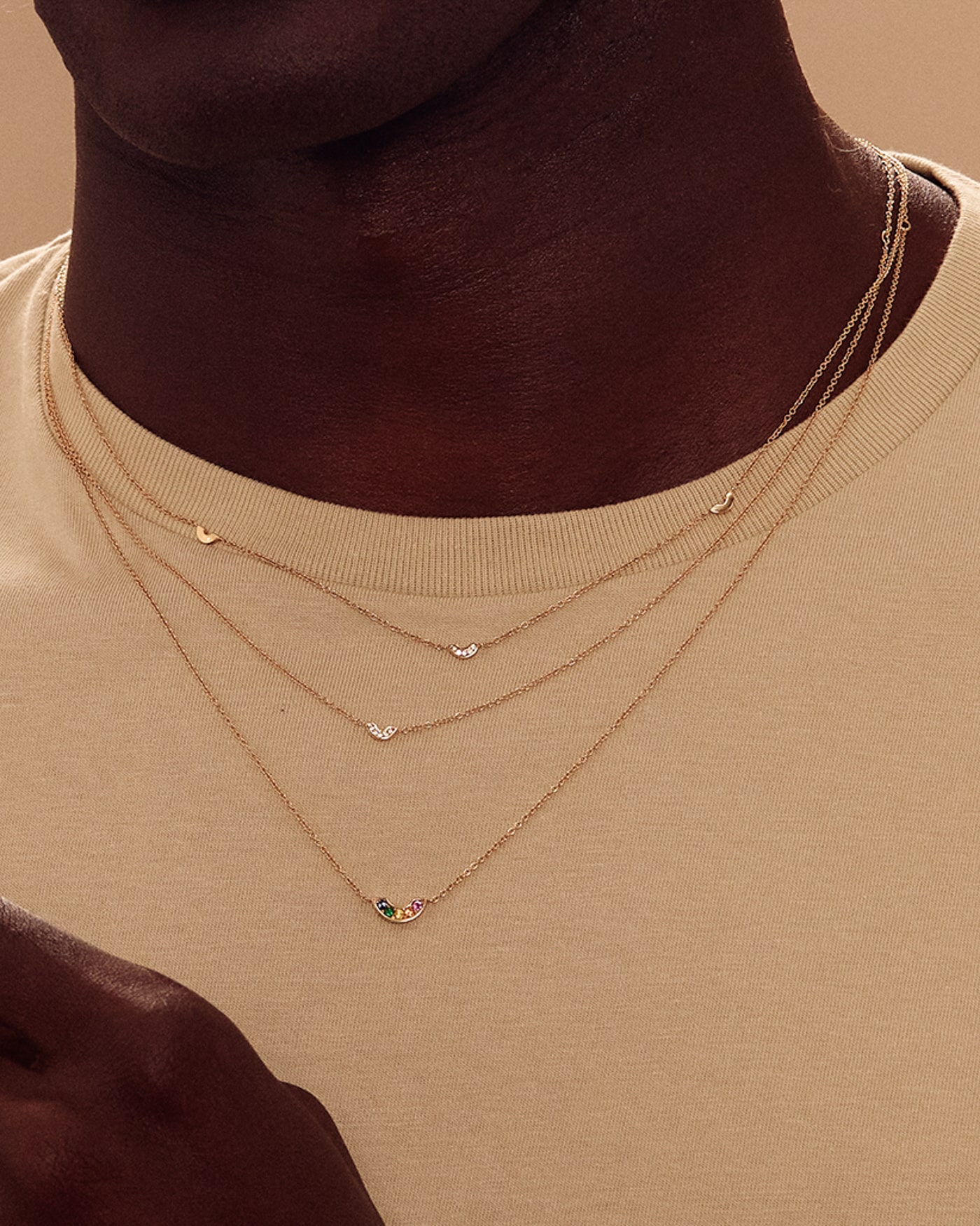 Lau Rainbow Pendant_25101_WEB2