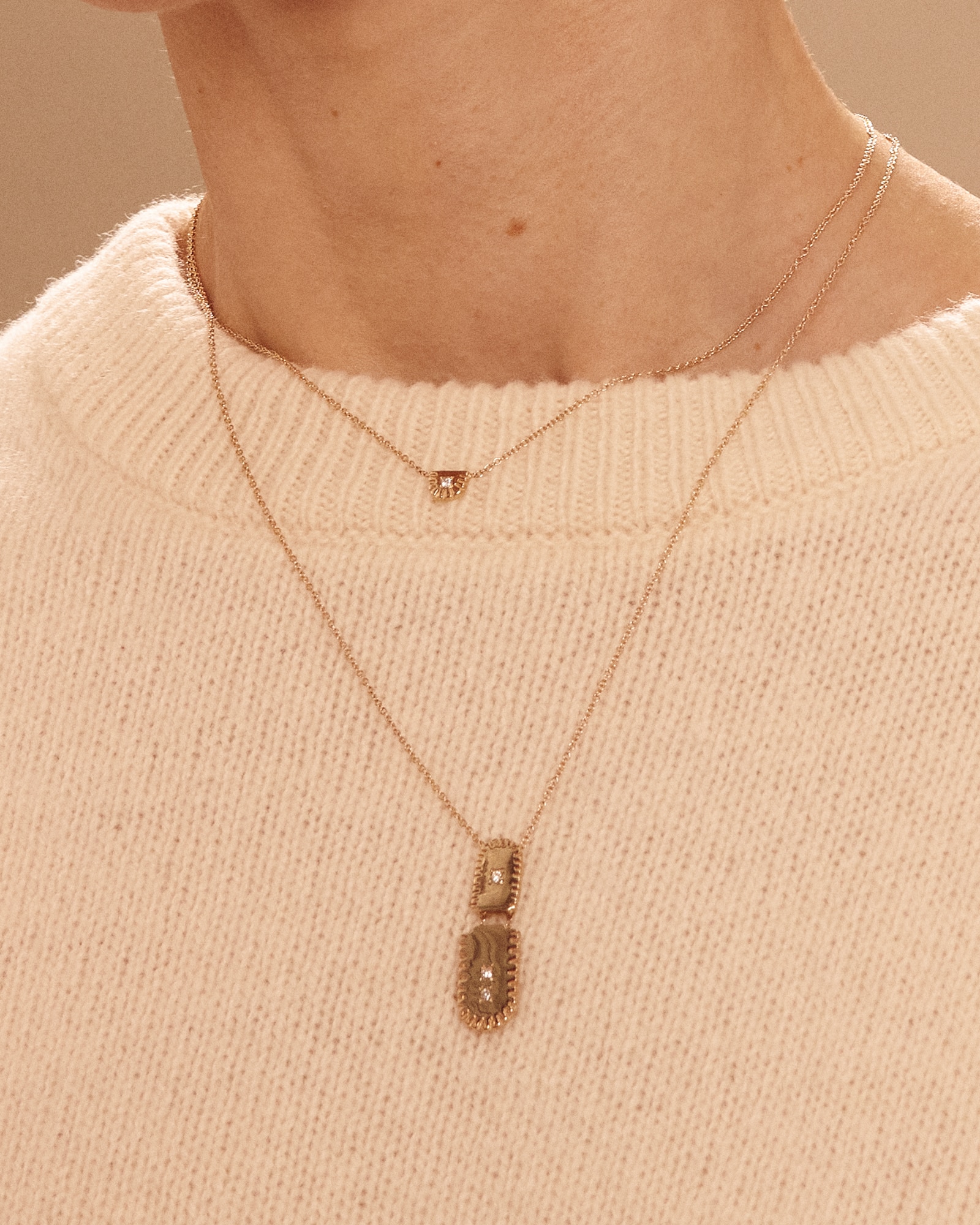 Ray Fringe Diamond Pendant_WEB2