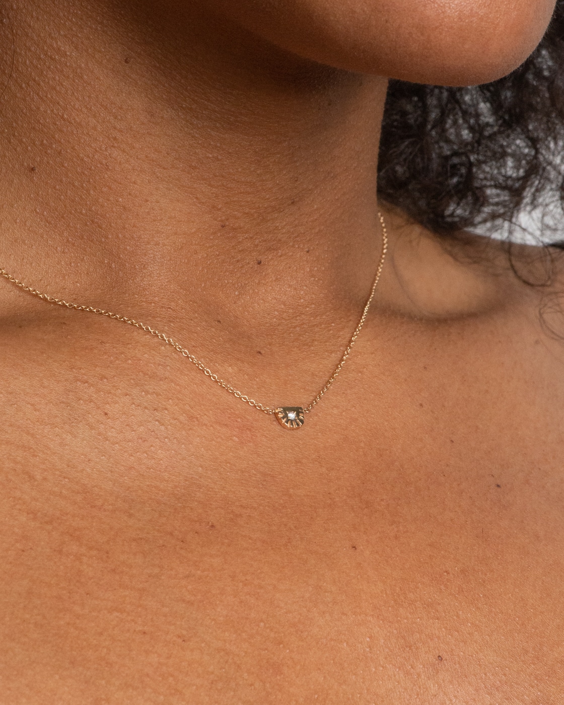 Ray Fringe Diamond Pendant_14Y_WEB2