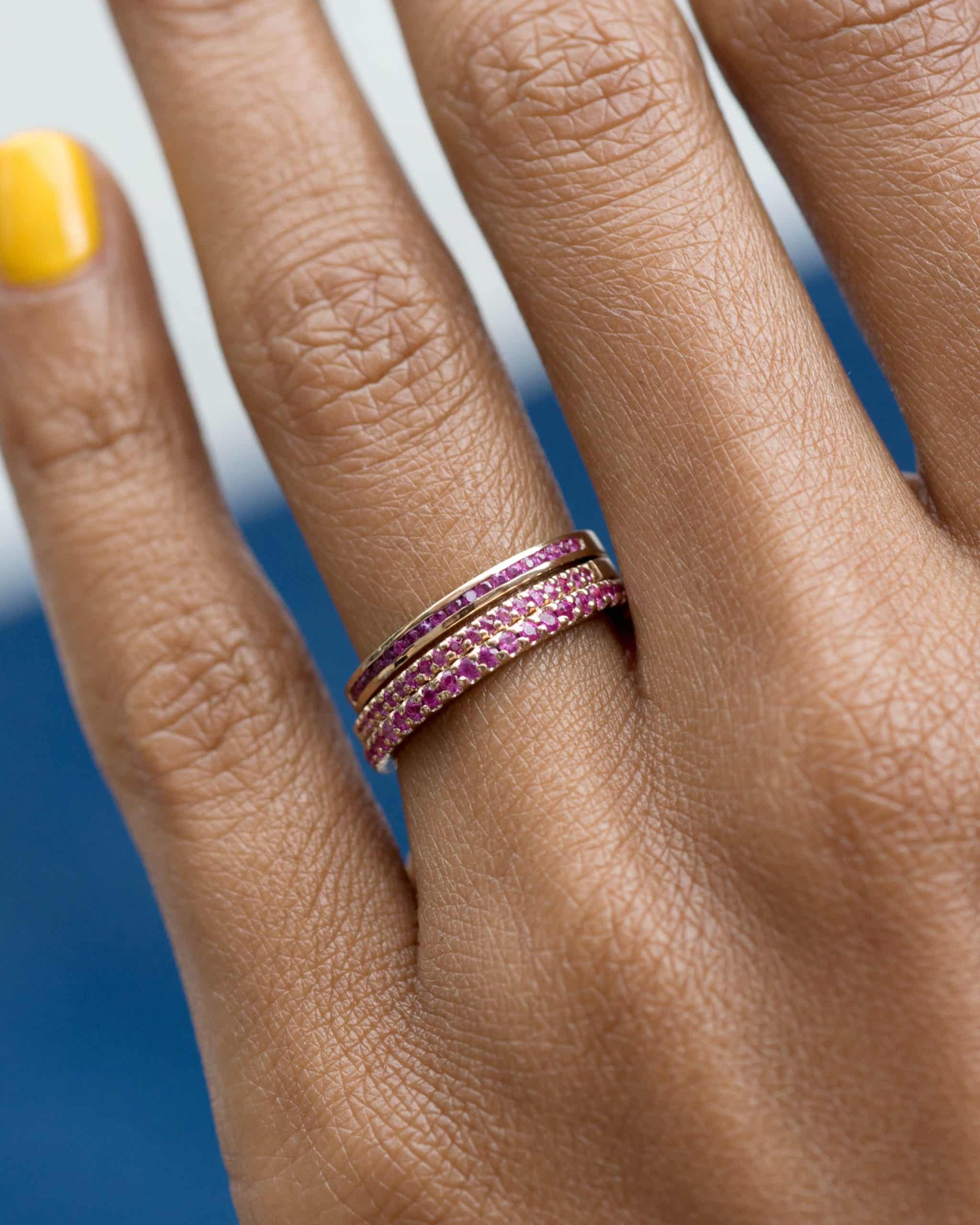 vibrant_on_fig_fuchsia_bands_stack_web_1-2_web_2_1_1.jpg