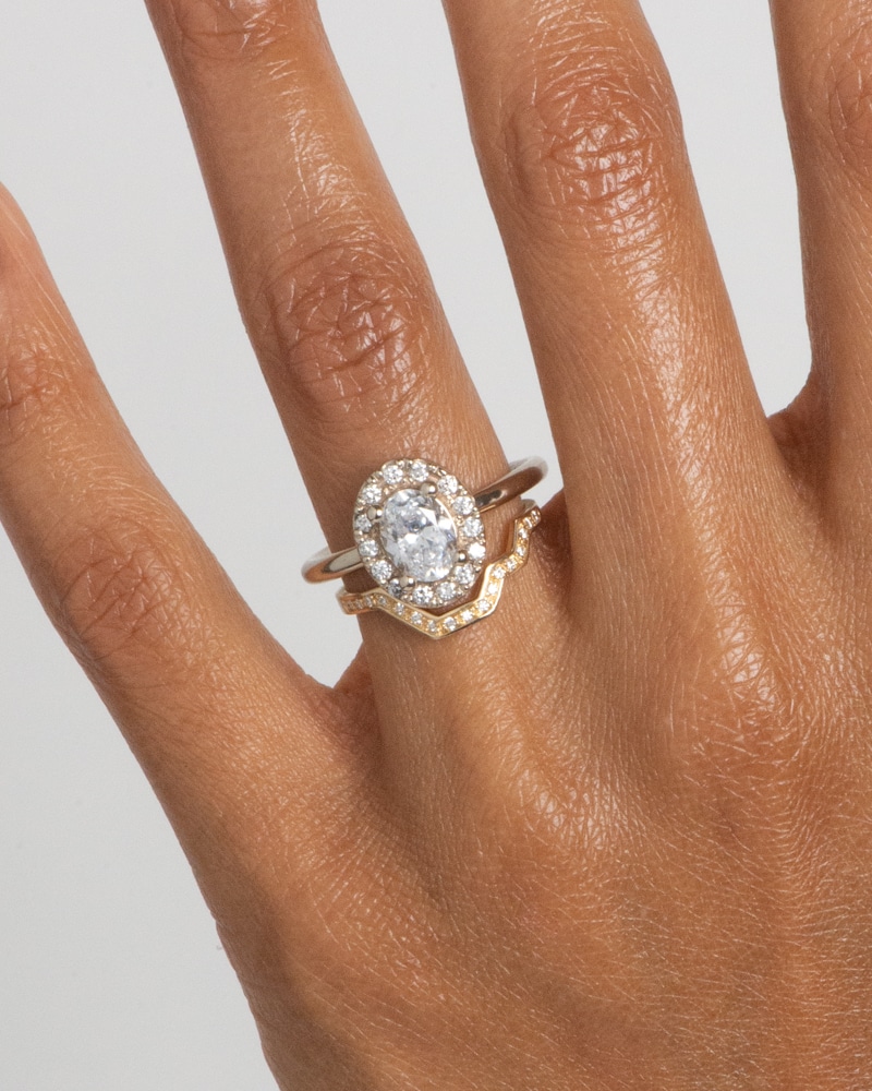 Dez Diamond Oval Halo Ring 1.0ct and Linea Diamond Band on figure