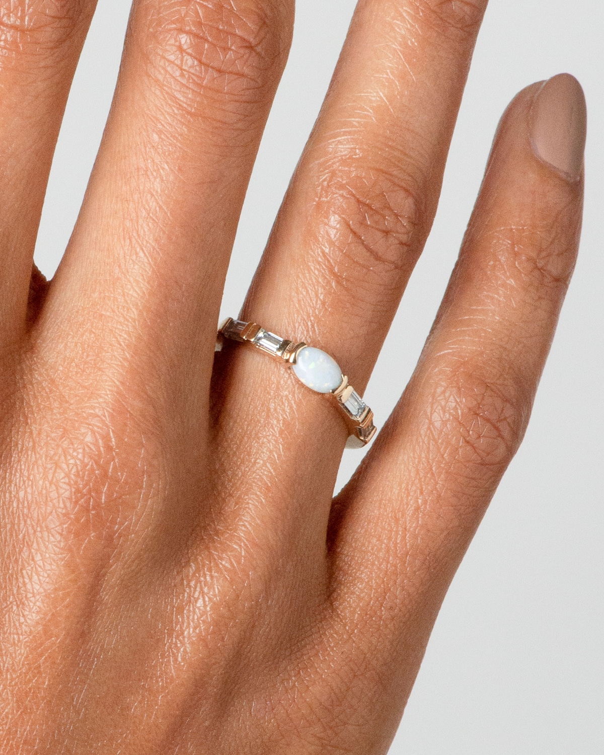 CUST_Demi_Baguette_Diamond_and_Opal_Band_Oliva_14Y_WEB2