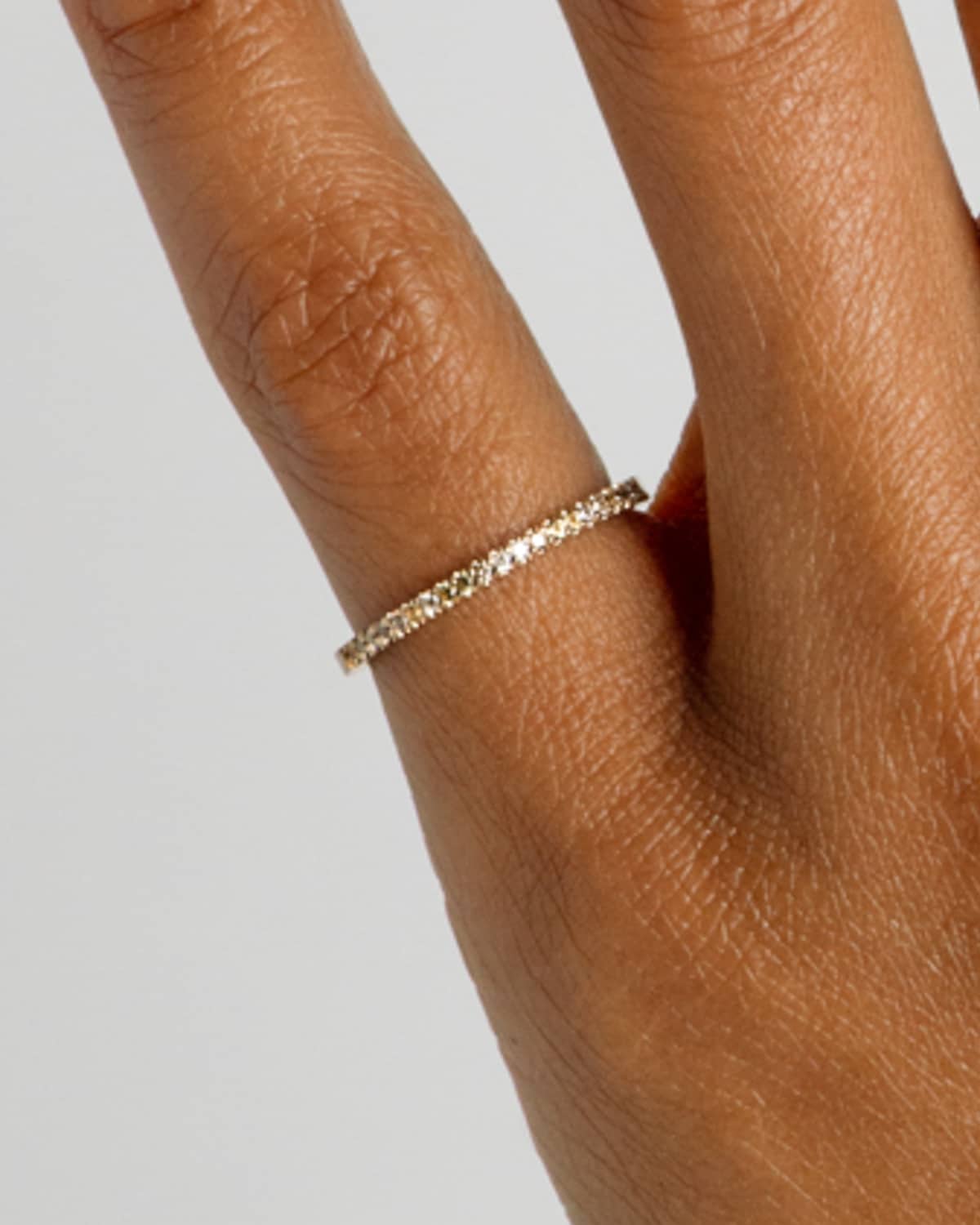CUST_Eternity_Half_Yellow_Champagne_and_Diamond_Narrow_Band_Cepa_14Y_WEB2_WEB2