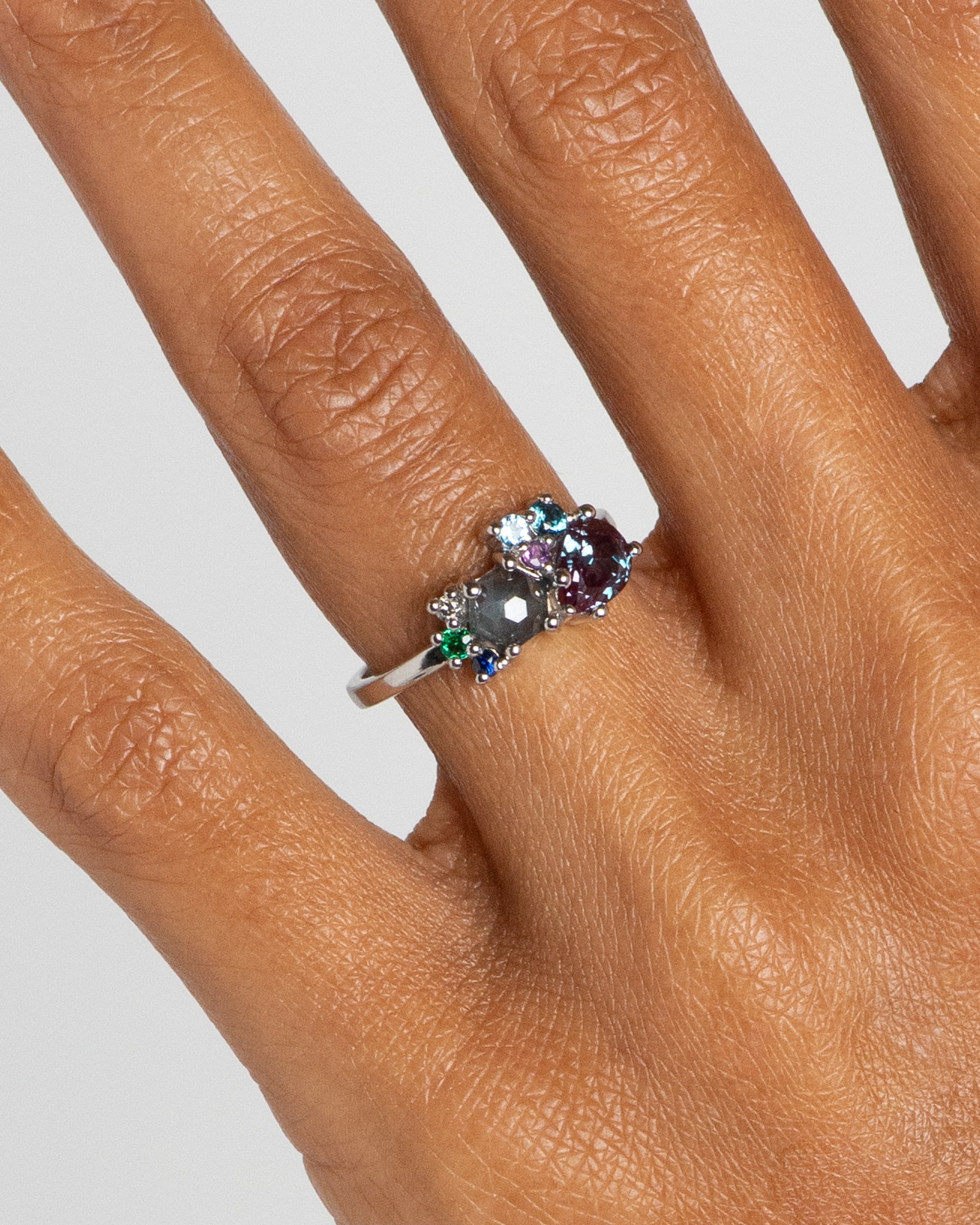 CUST_Hex_Sapphire_and_Alexa…Cluster_Ring_Hinkle_PLAT_on_Figure_WEB2