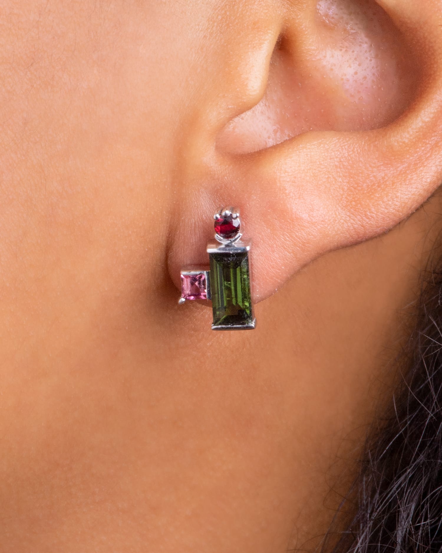CUST_Power_Studs_Stypa_PLAT_WEB