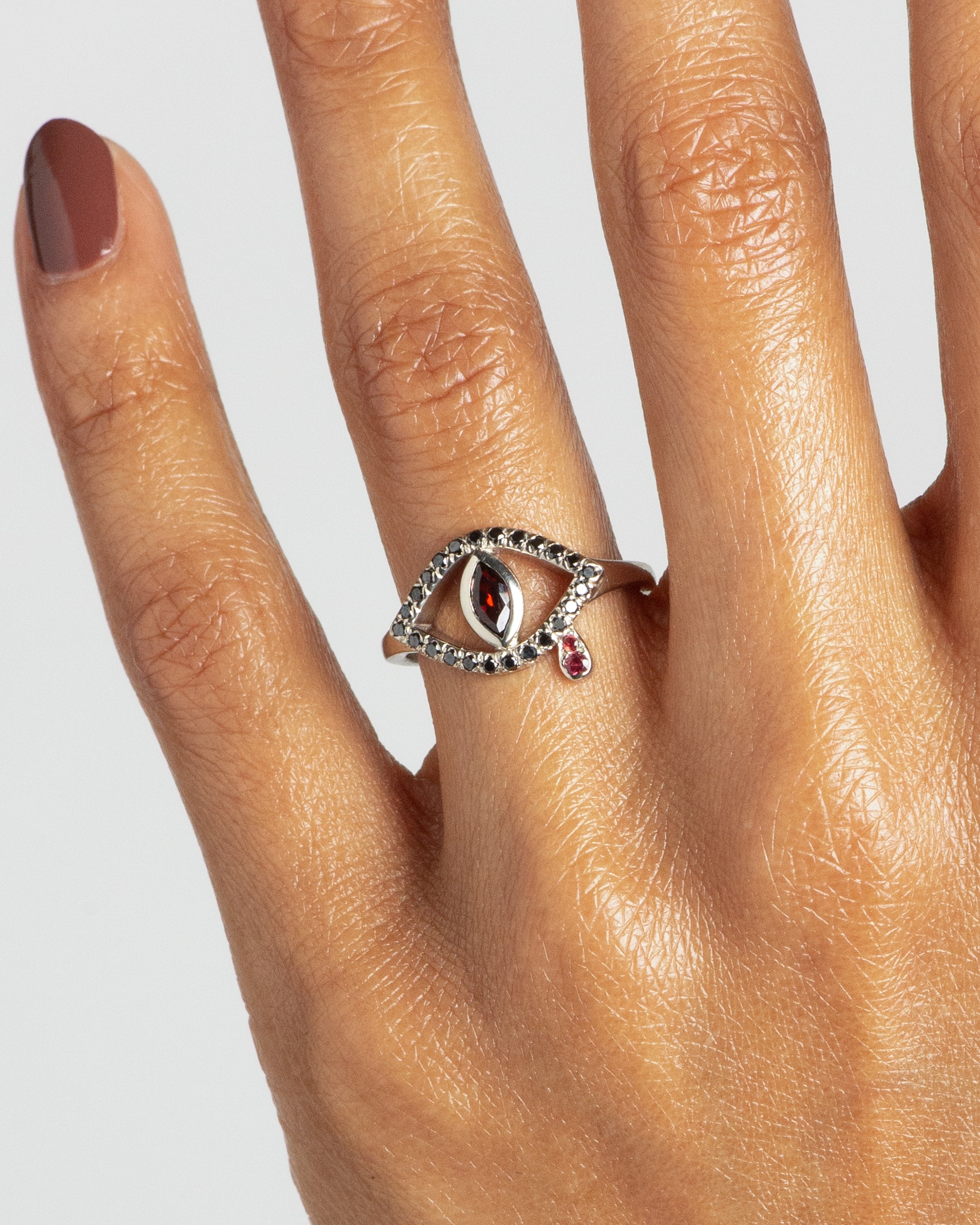 CUST_Aira_Oko_Evil_Eye_Ring_D'Amico_14W_WEB2 (2)