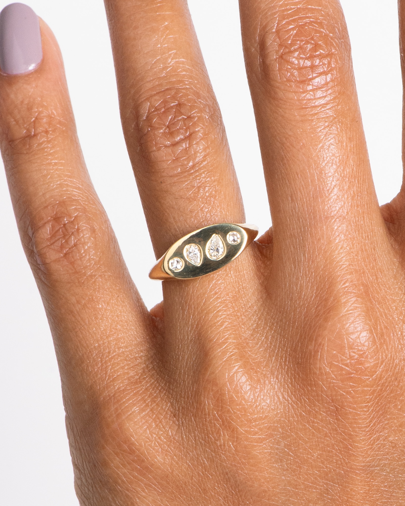 CUST_Heirloom_Signet_Ring_Kaplan_18Y_WEB2 (3)