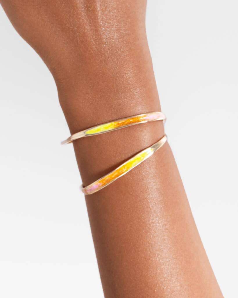 Arc Bracelet with Suncrush Enamel 14Y_On Figure_03_WEB2